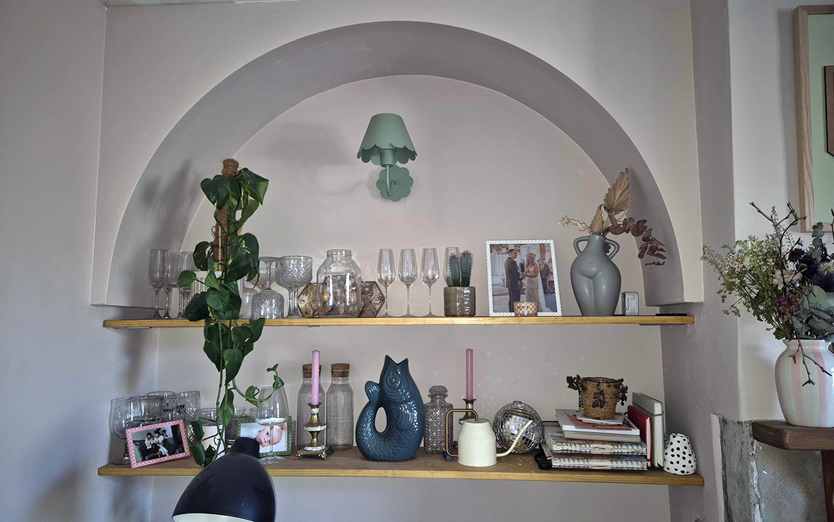 Finished living room arches with custom shelving